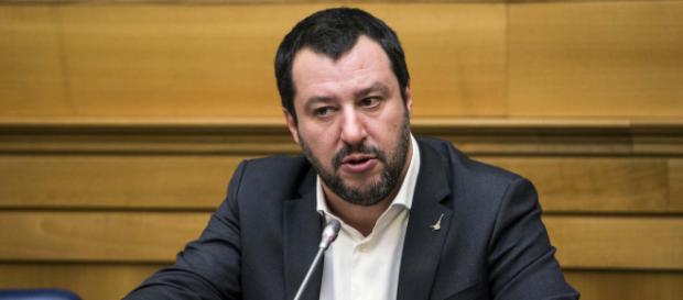 Pensioni, Governo verso Quota100 a 62 anni: la Lega vuole proporre la 'pace contributiva' Pensioni, Governo verso Quota100 a 62 anni: la Lega vuole proporre la 'pace contributiva'