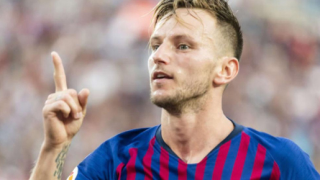 Ivan Rakitic aurait eu un accord de transfert avec le PSG cet été, mais le prix du joueur a empêché son départ du Barça