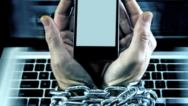 Julien UYTTENDAELE, La cyberdépendance, une toxicomanie du 21è siècle