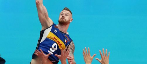 Attacco di Iva Zaytsev contro il muro finlandese (photo Fivb).