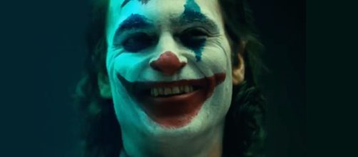 First JOKER Video Footage Shows Joaquin Phoenix&nbsp;in Full Clown ... - geektyrant.com