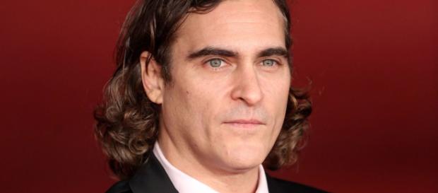 Joaquim Phoenix, mais conhecido como o novo coringa. Joaquim Phoenix, mais conhecido como o novo coringa.
