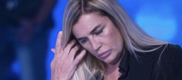 Lory Del Santo: "Loren, morto a causa di una patologia cerebrale" Lory Del Santo: "Loren, morto a causa di una patologia cerebrale"