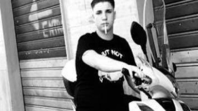 Napoli, incidente mortale in motorino - Il Mattino