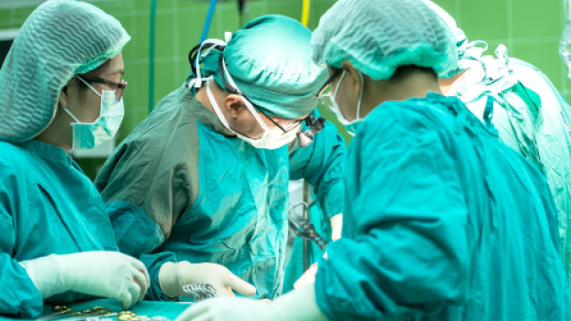 Roma, il primo trapianto di faccia in Italia