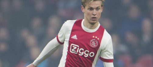 Calciomercato Inter, sfida con la Roma per De Jong dell'Ajax