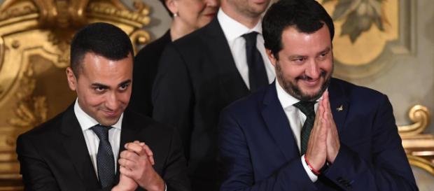 Pensioni, intesa Salvini-Di Maio per superamento riforma Fornero: Quota 100 nella manovra, si attende chiarezza su Opzione donna. Pensioni, intesa Salvini-Di Maio per superamento riforma Fornero: Quota 100 nella manovra, si attende chiarezza su Opzione donna.