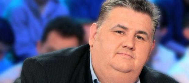 Pierre Ménès pense que ces défenseurs sont à l'origine de la défaite de l'OM face à Lyon Pierre Ménès pense que ces défenseurs sont à l'origine de la défaite de l'OM face à Lyon