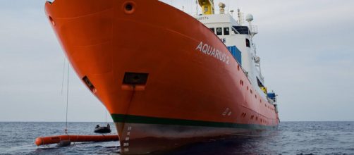 Macron vieta lo sbarco a Marsiglia della Aquarius 2