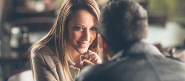 Como os homens chamam a atenção de uma mulher Como os homens chamam a atenção de uma mulher