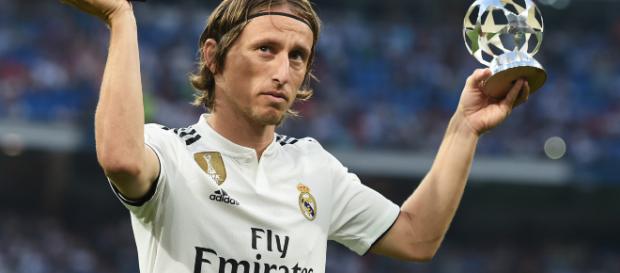 Luka Modric remporte le prix FIFA The Best ... - blastingnews.com Luka Modric remporte le prix FIFA The Best ... - blastingnews.com
