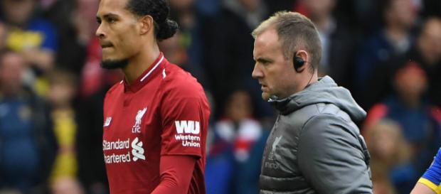 Van Dijk injury 'not too serious' according to manager Jurgen Klopp (Image via sportingnews/Twitter) Van Dijk injury 'not too serious' according to manager Jurgen Klopp (Image via sportingnews/Twitter)