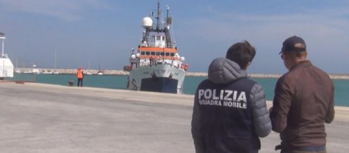 Traffico di esseri umani ad Alassio: migranti dalla Libia pagavano 6000 euro