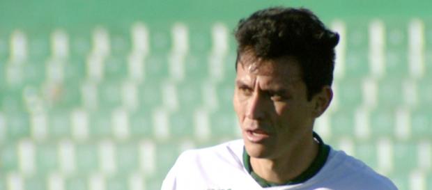 Jogador atuou pelo Guarani de Campinas Jogador atuou pelo Guarani de Campinas