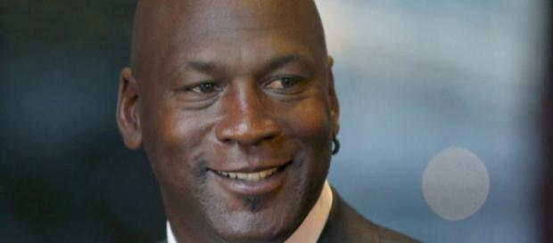 Michael Jordan sera présent lors du match PSG - Reims, quelques semaines après le début de son partenariat avec le club de la capitale Michael Jordan sera présent lors du match PSG - Reims, quelques semaines après le début de son partenariat avec le club de la capitale