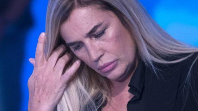 GF Vip: Lory del Santo non ha partecipato al funerale del figlio per entrare nella casa