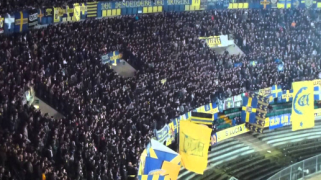 Hellas Verona - Torino 1-3: Tifo Curva Sud Verona. - YouTube - youtube.com