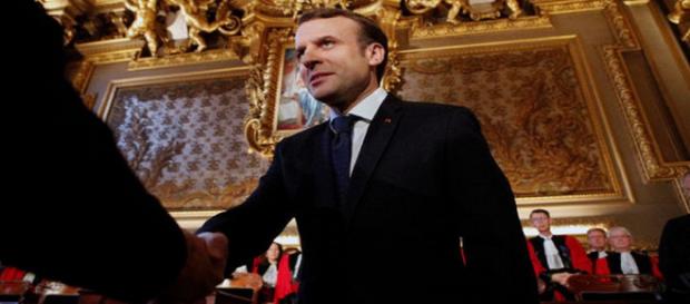 Emmanuel Macron s'immisce dans la nomination du procureur de la République de Paris Emmanuel Macron s'immisce dans la nomination du procureur de la République de Paris