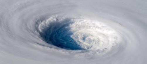 L'occhio del tifone Trami fotografato dalla Stazione Spaziale