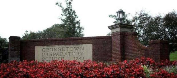 Geogetown Prep : le lycée de la débauche dans lequel Brett Kavanaugh a fait ses classes. Geogetown Prep : le lycée de la débauche dans lequel Brett Kavanaugh a fait ses classes.