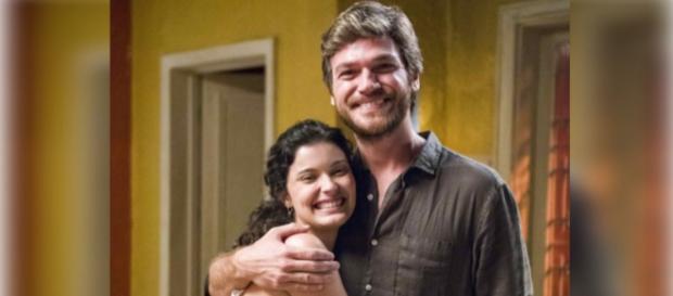 Beto conversará com Emily, achando que é sua filha Beto conversará com Emily, achando que é sua filha