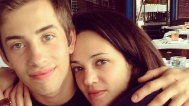 Asia Argento e Jummy Bennett (Fonte: Nicola Porro – Youtube)