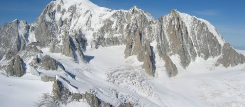 Monte Bianco, dal 2019 servirà il permesso per salire