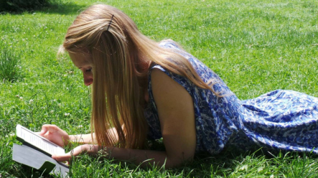 Ça prend combien de temps de lire un livre ? La durée moyenne de ... - archimag.com