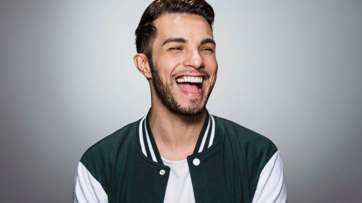 Marco Carta: Coming Out del cantante sardo a Domenica Live marco carta ha subito un intervento chirurgico 3 mesi per un problema alladdome 2108957 - Marco Carta: Coming Out del cantante sardo a Domenica Live