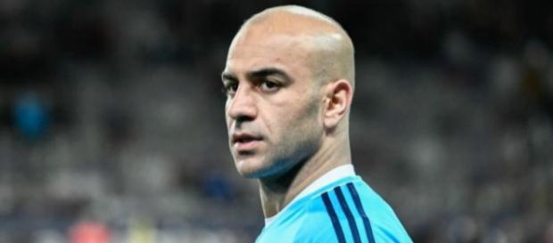 Aymen Abdennour ne fait pas partie de la liste des joueurs sélectionnés pour la Ligue Europa. Aymen Abdennour ne fait pas partie de la liste des joueurs sélectionnés pour la Ligue Europa.