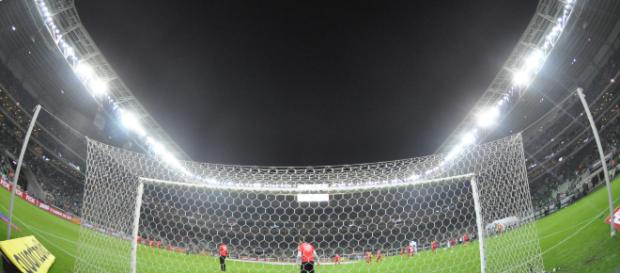 Os clássicos se resolveram dentro das 4 linhas Os clássicos se resolveram dentro das 4 linhas