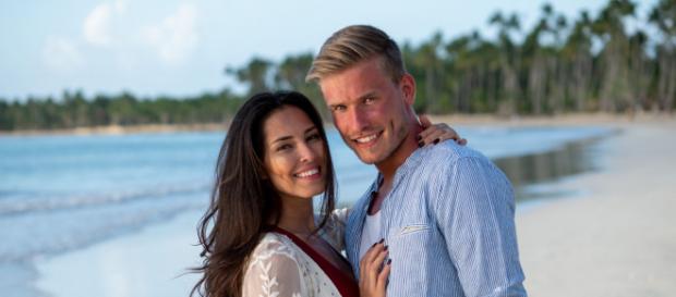 Tom Diversy est mort à l'âge de 24 ans, Laeticia Hallyday soutenue ... - closermag.fr Tom Diversy est mort à l'âge de 24 ans, Laeticia Hallyday soutenue ... - closermag.fr