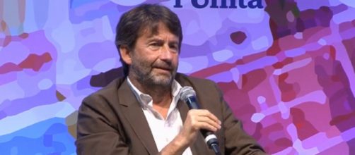 Dario Franceschini parla alla festa dell'Unità