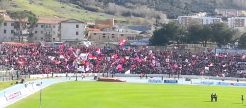 Cosenza-Hellas Verona, possibile 0-3 a tavolino: entrò martedì arriverà la decisione