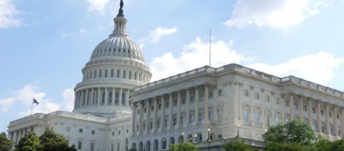 The U.S. Capitol Building, the official meeting place of the U.S. Senate. [Image via jensjunge - Pixabay]