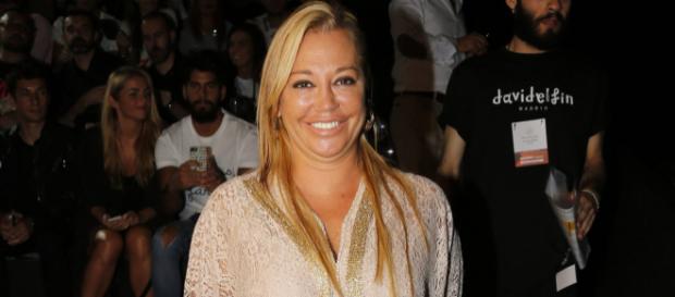 Belén Esteban anunciaba su boda en Lecturas, cuando antes afirmaba que no vendería exclusivas ni cuando tuviera hijos, entre otras cosas Belén Esteban anunciaba su boda en Lecturas, cuando antes afirmaba que no vendería exclusivas ni cuando tuviera hijos, entre otras cosas