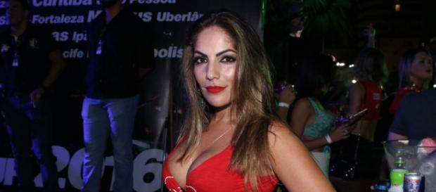 Ex-BBB Anamara ganha processo contra boate de Goiás Ex-BBB Anamara ganha processo contra boate de Goiás