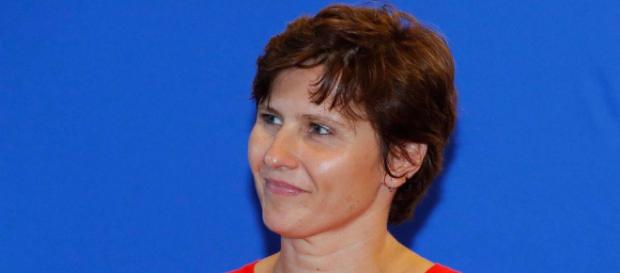 Roxana Maracineanu succède à Laura Flessel Roxana Maracineanu succède à Laura Flessel