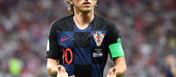 Según el programa de TV español "El Chiringuito de Jugones", Modric sería el premiado este año. Según el programa de TV español "El Chiringuito de Jugones", Modric sería el premiado este año.