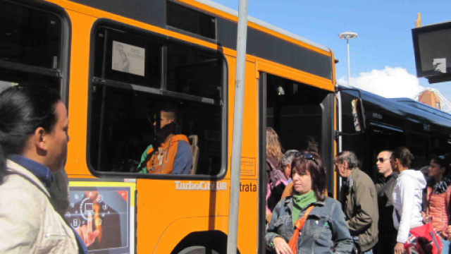 Il problema dei trasporti pubblici a Roma.