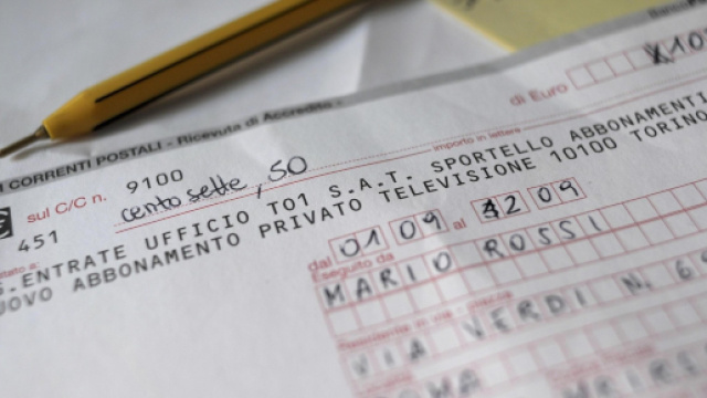 Bollette, rivoluzione in arrivo: presto obbligatoria la data di spedizione