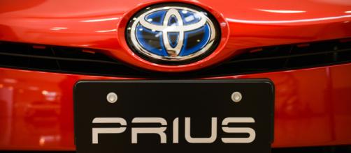 Toyota recalls 1 million hybrid cars over technical problem. [Image source: CBS News - YouTube]