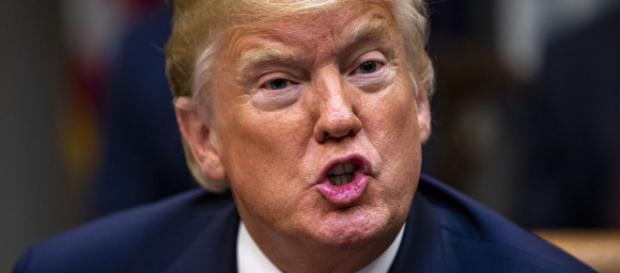 NYT ataca a Trump en un artículo anónimo NYT ataca a Trump en un artículo anónimo