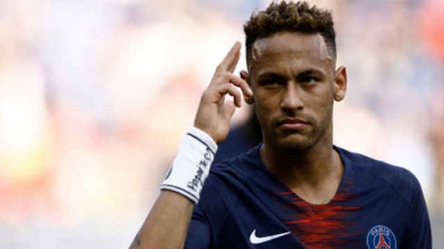 Real Madrid : Neymar s'éloigne pour 2019
