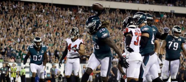 Los Eagles ganaron su primer juego de la temporada. NFL.com. Los Eagles ganaron su primer juego de la temporada. NFL.com.