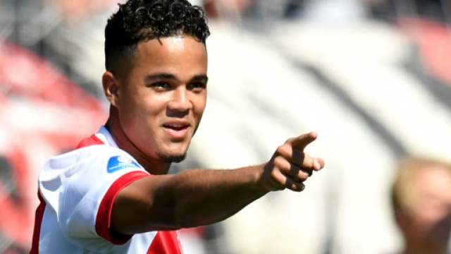 Justin Kluivert aurait souhaité faire ses débuts à l'AS Rome aux côtés de Kevin Strootman