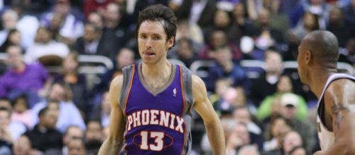 Steve Nash is one of the players being inducted into the Hall-of-Fame in 2018. [image source: Keith Allison- Wikimedia Commons]