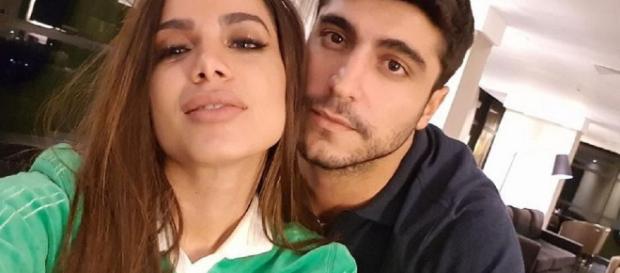 Depois de 10 meses, Anitta se separa de Thiago Magalhães. Depois de 10 meses, Anitta se separa de Thiago Magalhães.