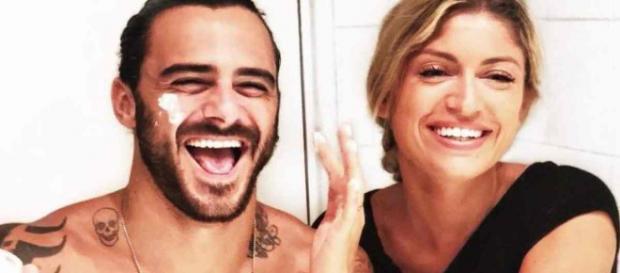 Elsa Dasc et Benjamin Samat serait le prochain couple de la télé-réalité. Elsa Dasc et Benjamin Samat serait le prochain couple de la télé-réalité.