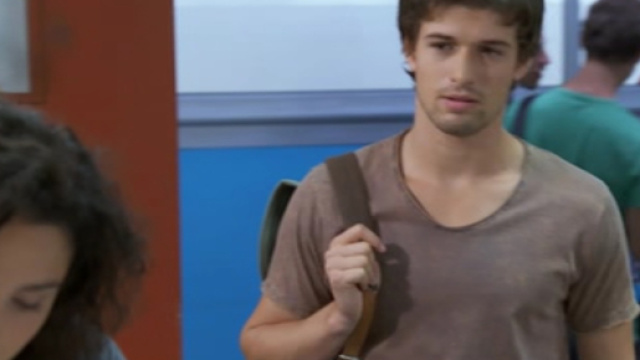 Plus belle la vie : César révèle sa maladie à Emma [Photos] - Télé ... - telestar.fr